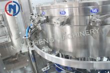 4000 瓶/小时全自动饮料/碳酸饮料/CSD清洗灌装旋盖三合一机（型号：DXGF18-18-6)